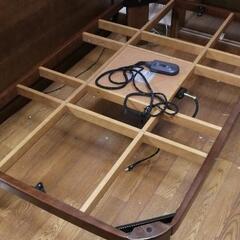 こたつテーブルの画像