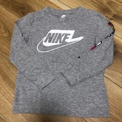 NIKE ロンT サイズ92-98
