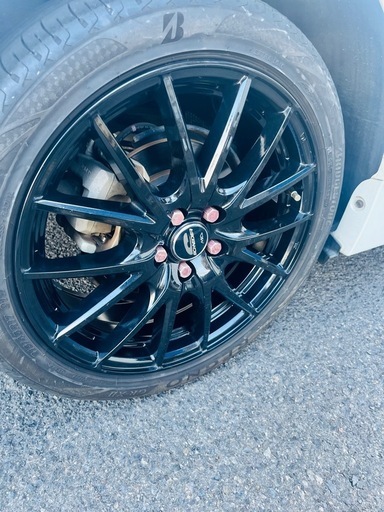 サマータイヤ　215/45R17  17×7J