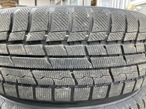 タイヤ　ホイールセット4本225/60R17
