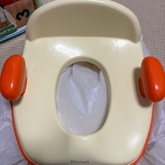 リッチェル補助便座