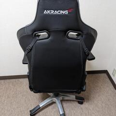Akracing ゲーミングチェアの画像