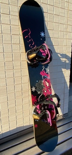 スノーボード139cm COSMICSURF LOVESNOW  バインディング PD BINDINGS レディース用 ピンク 