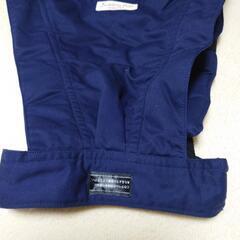 サンクマニエルプレール 抱っこ紐

紺色の画像