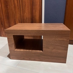 【2/24,25受け取り希望】サイドテーブルの画像