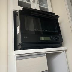 食器棚の画像