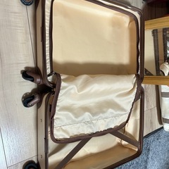 可愛いスーツケースの画像
