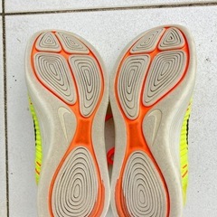 NIKE　ルナエピック フライニット 黄オレンジ 24cmの画像