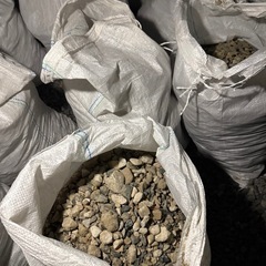 石　10cm未満　
