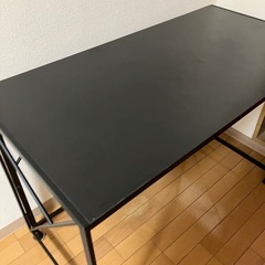 デスク　　折り畳み可　