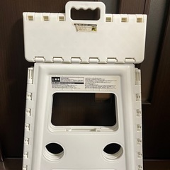 折りたたみミニ脚立　　踏み台の画像
