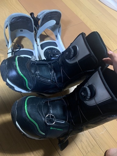 スノボブーツ24cm ビンディングおまけ