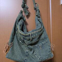 デニム素材 ショルダーバッグの画像