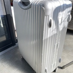 スーツケースLサイズ　85L?