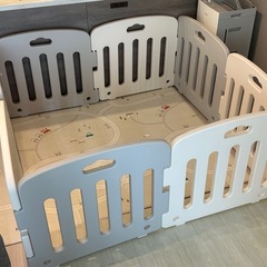 【美品】ALZiPベビーサークル　147×147