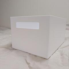 シンプルな収納BOX