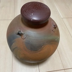 泡盛保存用・甕の画像