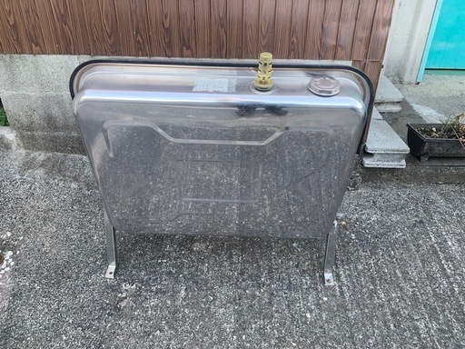 【値下げ】長府製作所  　灯油タンク　ステンレス外装