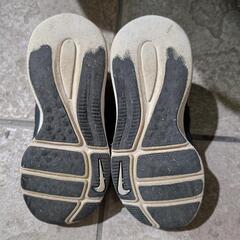 【本日限定値下げ】NIKEスニーカー　19センチの画像