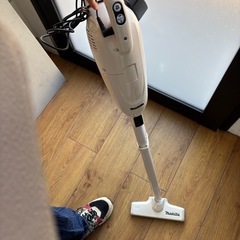 マキタ　コードレス掃除機