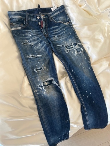 DSQUARED2 SuperTwinkyJean