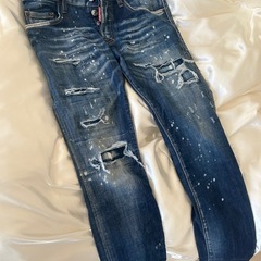 DSQUARED2 SuperTwinkyJeanの画像