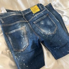DSQUARED2 SuperTwinkyJeanの画像