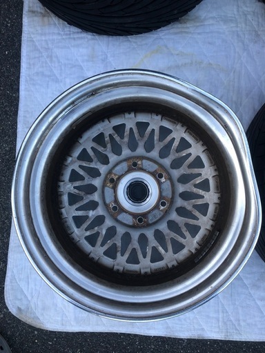 引取り希望 即決 4本(1本うちリム曲がり)CRS ESSEX ENCM タイヤ ホイール 18×9J 6穴 139.7 +20.+2