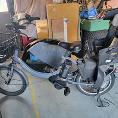 電動アシスト自転車用子供座席