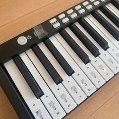 電子ピアノ