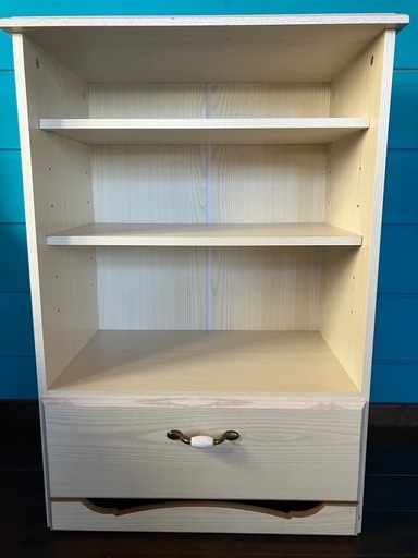 【美品】東京インテリア 洋風木製本棚 北欧風 白い家具