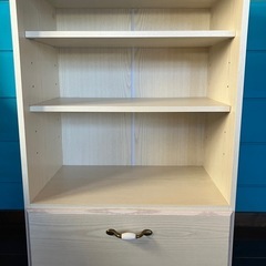 【美品】東京インテリア 洋風木製本棚 北欧風 白い家具