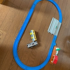 プラレールとトミカ