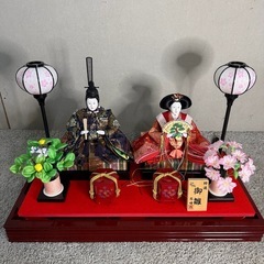 【137】雛人形 ガラスケース付き 桜の背景の画像