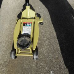 ガレージジャッキ　3t EM-500 値下げしました