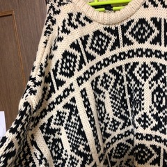 最終値下げ致しました！未使用　ZARA  ニットの画像