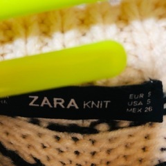 最終値下げ致しました！未使用　ZARA  ニットの画像