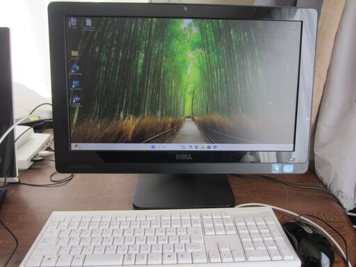 20型液晶搭載一体型PC　DELL Inspiron one 2020を売ります。