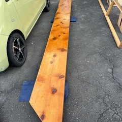 回らないお寿司屋さんのカウンター木材！！の画像