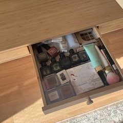 【本日終了】テーブル/ドレッサー / デスク / IKEA / ミラー付きセットの画像