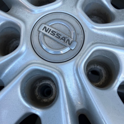 日産エクストレイルX-TRAIL の純正アルミ