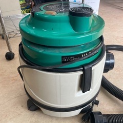 【動作確認済み】新興　乾湿両用バキュームクリーナーVAC-920 ブロワ 集塵機 掃除 片付け 電動工具 DIY 中古品 の画像