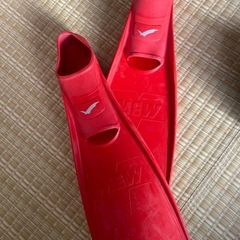 ダイビングセット（未使用スーツ）の画像