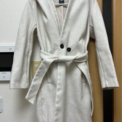 ZARA オフホワイト コート