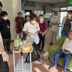 午後3時間のみ！週3日からOK！無資格・未経験OK！入浴サポートスタッフの画像