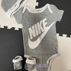 ベビー服 NIKEロンパース