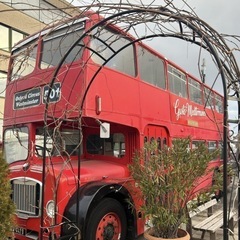 2階建ロンドンバスでCAFEを開業