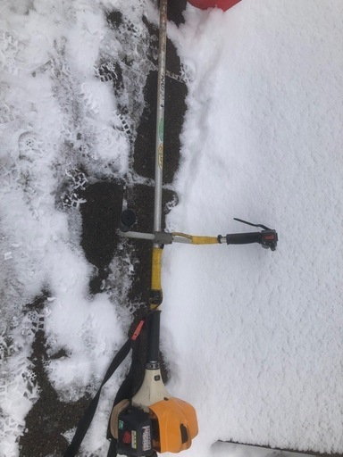 エンジン草刈り機