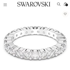 SWAROVSKI フルエタニティ