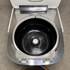 【147】Panasonic SR-PW108 炊飯器 IH加熱方式　2019年の画像